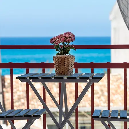 Casa Fronte Mare A San Saba Апартаменты Мессина