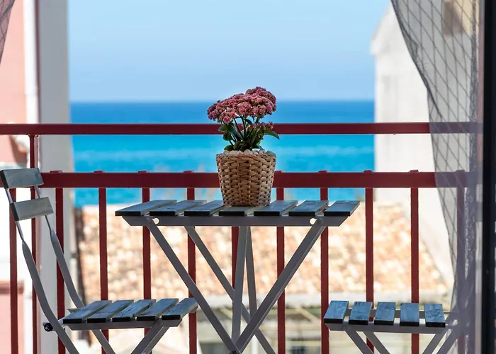 Casa Fronte Mare A San Saba 公寓 墨西拿