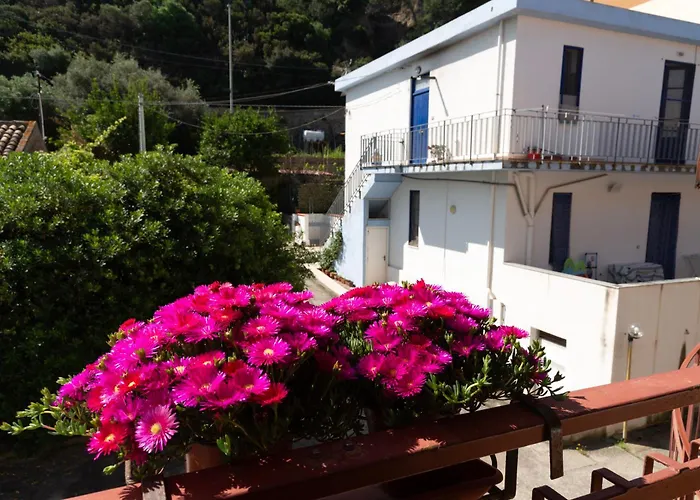 Casa Fronte Mare A San Saba 墨西拿